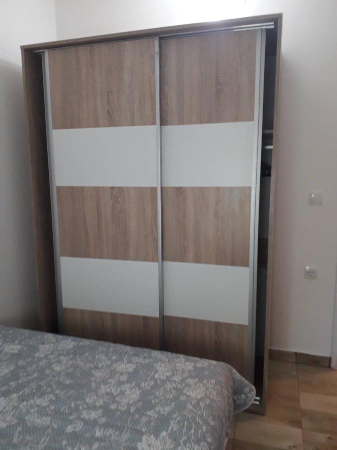 Apartmani Viza リサン エクステリア 写真